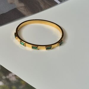 Elegant Gold and Green Bracelet